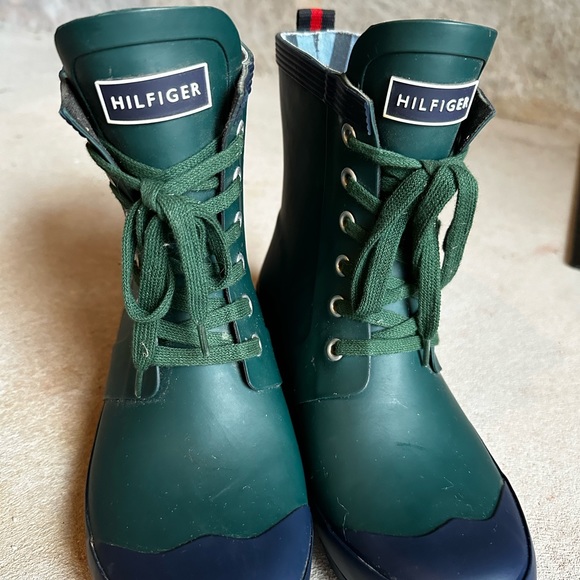 Tommy Hilfiger Renegade Ankle Rain Boots Green/Blue Womens size 6. EUC - Picture 3 of 12